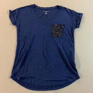 Tommy Hilfiger Women’s Relaxed Fit V Neck